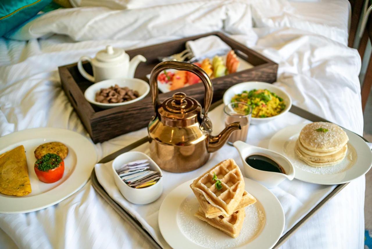 ฮอว์ทอร์น สวีท บาย วินด์แฮม ทวารกา Hotel ภายนอก รูปภาพ