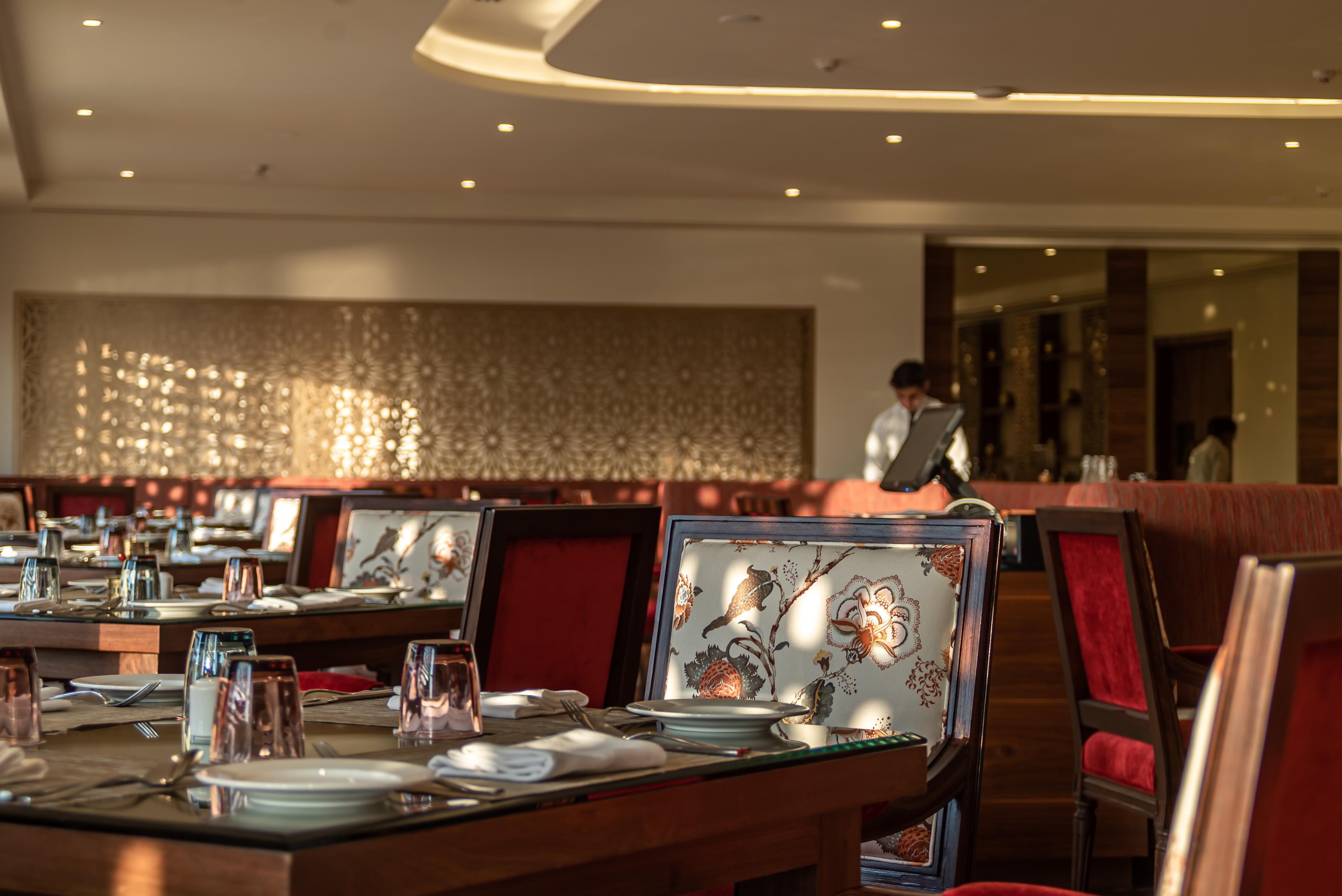 ฮอว์ทอร์น สวีท บาย วินด์แฮม ทวารกา Hotel ภายนอก รูปภาพ