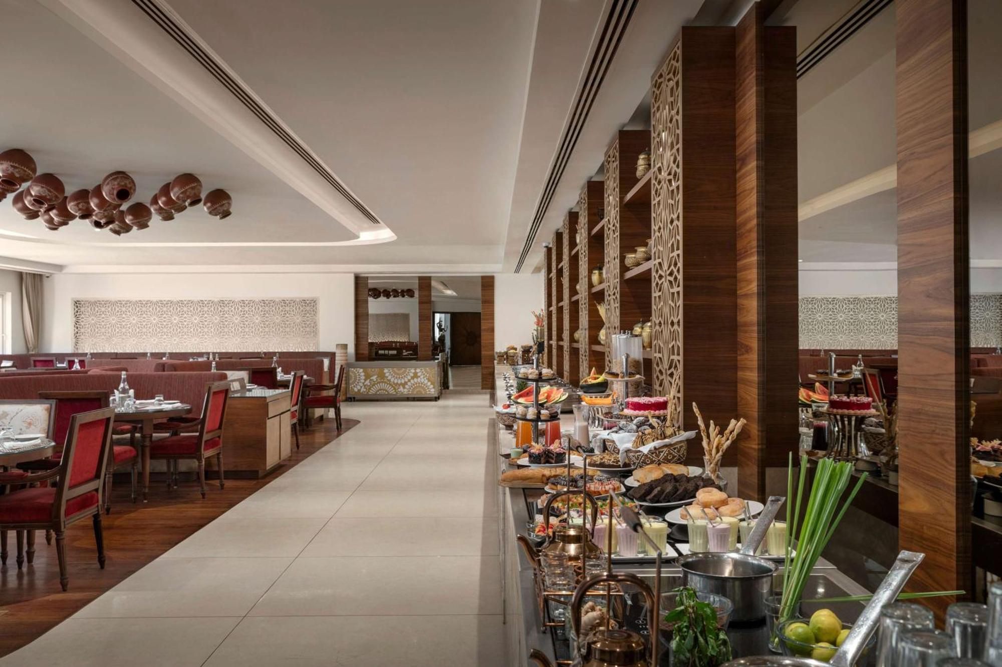 ฮอว์ทอร์น สวีท บาย วินด์แฮม ทวารกา Hotel ภายนอก รูปภาพ